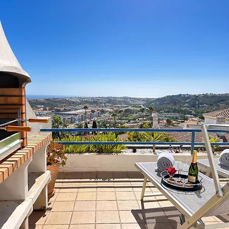 Appartement Stunning Sunrise & Sunset Rooftop By Becherish