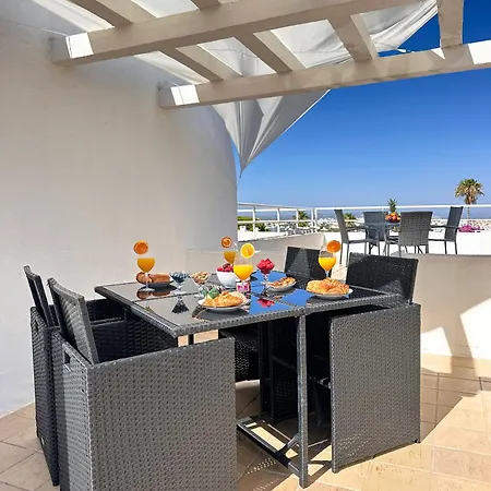 Stunning Sunrise & Sunset Rooftop By Becherish Appartement Albufeira