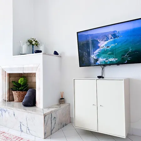 Stunning Sunrise & Sunset Rooftop By Becherish