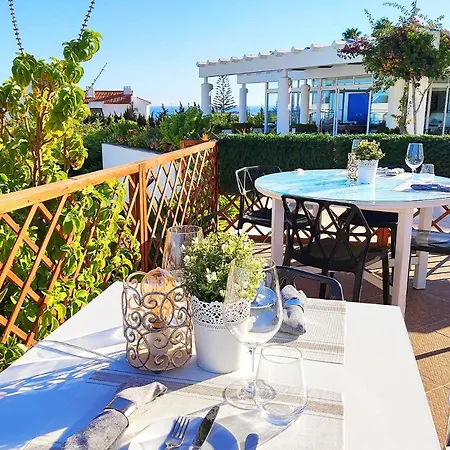 Stunning Sunrise & Sunset Rooftop By Becherish *