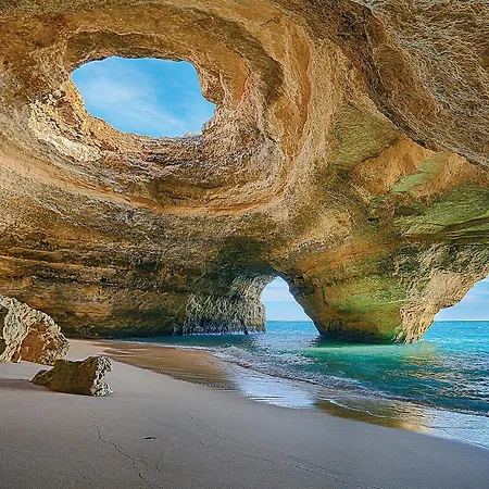 Stunning Sunrise & Sunset Rooftop By Becherish Albufeira