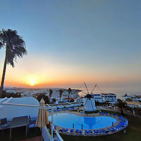 Apartment Stunning Sunrise & Sunset Rooftop By Becherish Albufeira